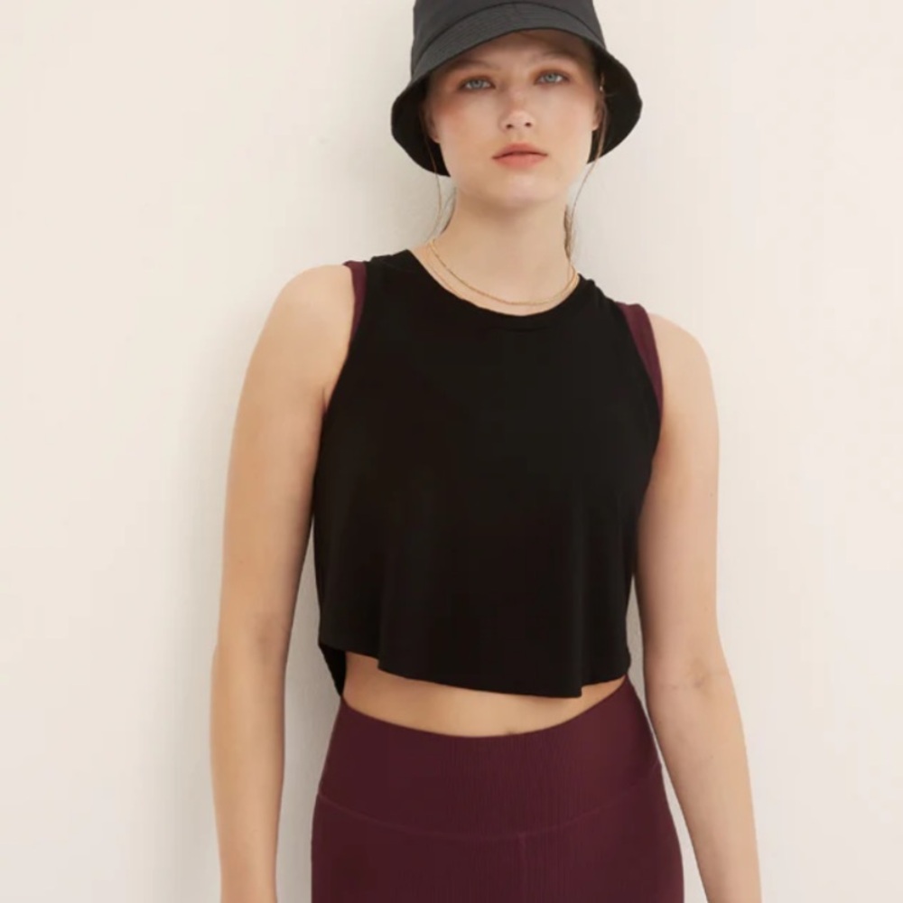 Body Language Cropped Black Tank Thea M